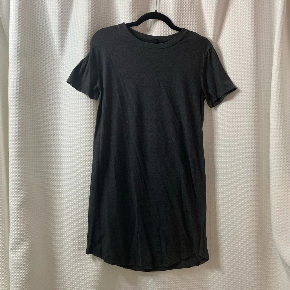 Lou & Grey Shirttail T Shirt Dress